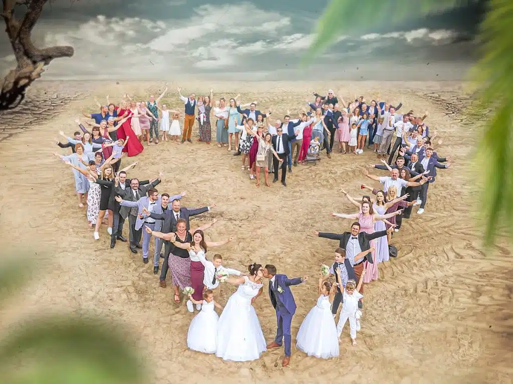 Photo au drone prise par le studio 7700 BE Chez Fhano pendant le mariage