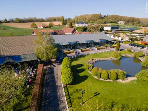 @Photos-issues-du-reportage-photos-video-de-mariage-couvert-par-le-Studio-7700BE-Chez-Fhano-ANGELIQUE-ET-ALEXANDRE-PARTIE-2-SUR-2-00836