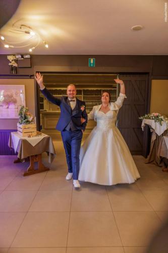 @Photos-issues-du-reportage-photos-video-de-mariage-couvert-par-le-Studio-7700BE-Chez-Fhano-ANGELIQUE-ET-ALEXANDRE-PARTIE-2-SUR-2-01097