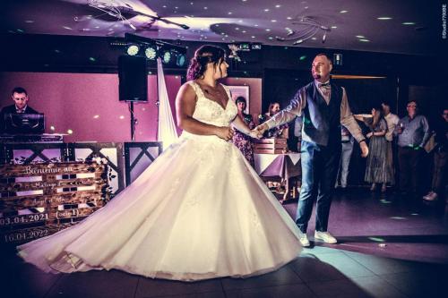 @Photos-issues-du-reportage-photos-video-de-mariage-couvert-par-le-Studio-7700BE-Chez-Fhano-ANGELIQUE-ET-ALEXANDRE-PARTIE-2-SUR-2-01337