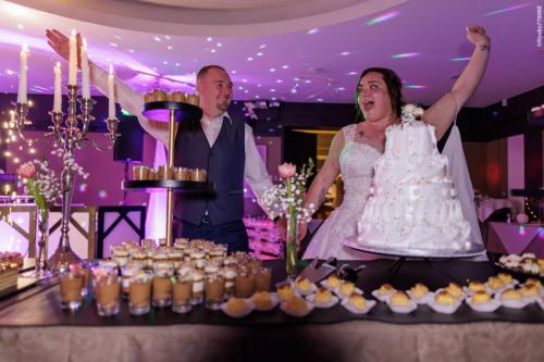 @Photos-issues-du-reportage-photos-video-de-mariage-couvert-par-le-Studio-7700BE-Chez-Fhano-ANGELIQUE-ET-ALEXANDRE-PARTIE-2-SUR-2-01711