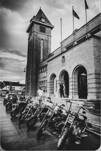 @Photos-issues-du-reportage-photos-video-de-mariage-couvert-par-le-Studio-7700BE-Chez-Fhano-ANNE-SOPHIE-ET-MICHAEL-20-07-2022-00079