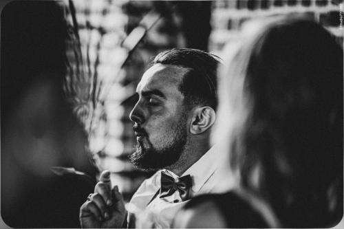 @Photos-issues-du-reportage-photos-video-de-mariage-couvert-par-le-Studio-7700BE-Chez-Fhano-ANNE-SOPHIE-ET-MICHAEL-20-07-2022-00873