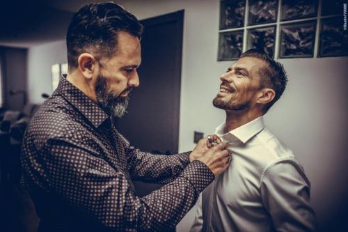 @Photos-issues-du-reportage-photos-video-de-mariage-couvert-par-le-Studio-7700BE-Chez-Fhano-15-10-2022-AURELIE-ET-JEREMY-00289