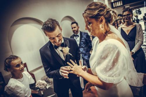 @Photos-issues-du-reportage-photos-video-de-mariage-couvert-par-le-Studio-7700BE-Chez-Fhano-15-10-2022-AURELIE-ET-JEREMY-00763
