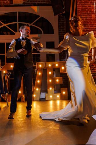 @Photos-issues-du-reportage-photos-video-de-mariage-couvert-par-le-Studio-7700BE-Chez-Fhano-15-10-2022-AURELIE-ET-JEREMY-01638