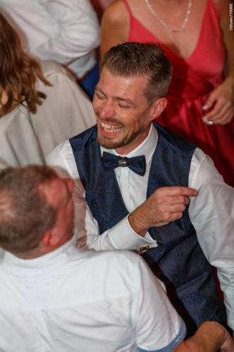 @Photos-issues-du-reportage-photos-video-de-mariage-couvert-par-le-Studio-7700BE-Chez-Fhano-15-10-2022-AURELIE-ET-JEREMY-01767