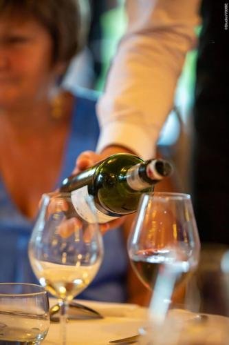 @Photos-issues-du-reportage-photos-video-de-mariage-couvert-par-le-Studio-7700BE-Chez-Fhano-CELINE-ET-MAXIME-02-07-2022-01485