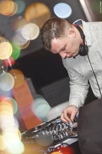 @Photos-issues-du-reportage-photos-video-de-mariage-couvert-par-le-Studio-7700BE-Chez-Fhano-17-12-2022-INGRID-ET-JONATHAN-01308 -INGRID-ET-JONATHAN