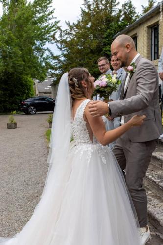 Photos issues du reportage photos vidéo de mariage couvert par le Studio 7700BE Chez Fhano - JUSTINE ET GUILLAUME 04 06 2022