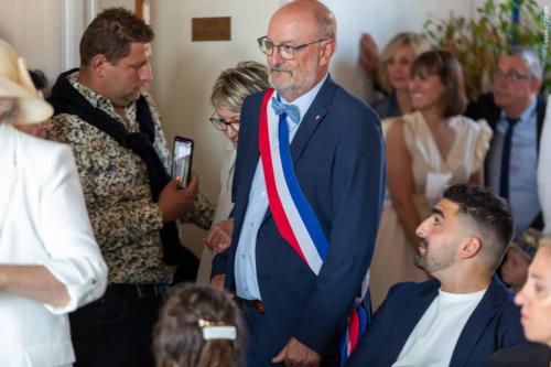 Photos issues du reportage photos vidéo de mariage couvert par le Studio 7700BE Chez Fhano - JUSTINE ET GUILLAUME 04 06 2022