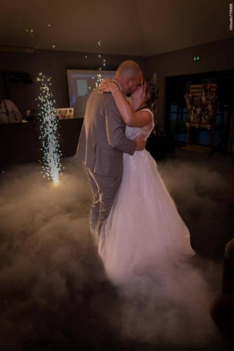 Photos issues du reportage photos vidéo de mariage couvert par le Studio 7700BE Chez Fhano - JUSTINE ET GUILLAUME 04 06 2022