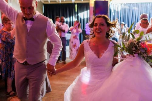 @Photos-issues-du-reportage-photos-video-de-mariage-couvert-par-le-Studio-7700BE-Chez-Fhano-LAURA-ET-QUENTIN-13-08-2022-00882