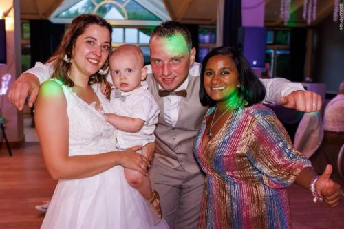 @Photos-issues-du-reportage-photos-video-de-mariage-couvert-par-le-Studio-7700BE-Chez-Fhano-LAURA-ET-QUENTIN-13-08-2022-01032