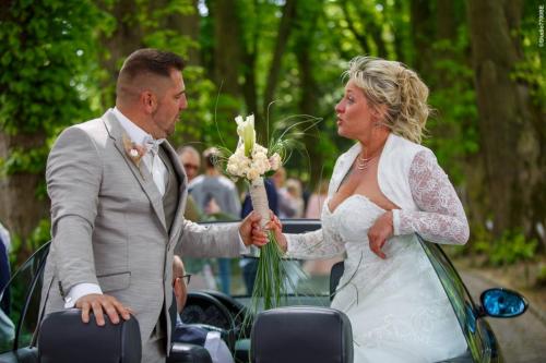 @Photos-issues-du-reportage-photos-video-de-mariage-couvert-par-le-Studio-7700BE-Chez-Fhano-MALLORIE-ET-JEANJACQUES-00722