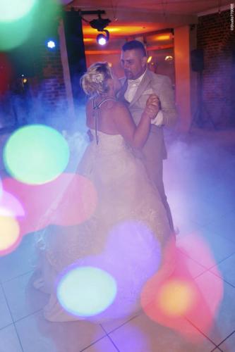 @Photos-issues-du-reportage-photos-video-de-mariage-couvert-par-le-Studio-7700BE-Chez-Fhano-MALLORIE-ET-JEANJACQUES-02275-copie