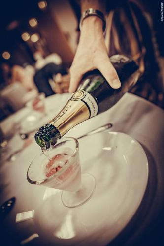 @Photos-issues-du-reportage-photos-video-de-mariage-couvert-par-le-Studio-7700BE-Chez-Fhano-27-08-2022-MAEVA-ET-DYLAN-01467