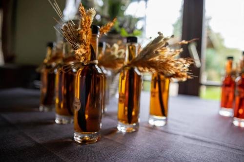 @Photos issues du reportage photos vidéo de mariage couvert par le Studio 7700BE Chez Fhano - CORALIE ET DAMIEN - 20112021- 0222